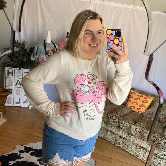 wildfox cream call don't text vintage jumper - Picture 4 of 4